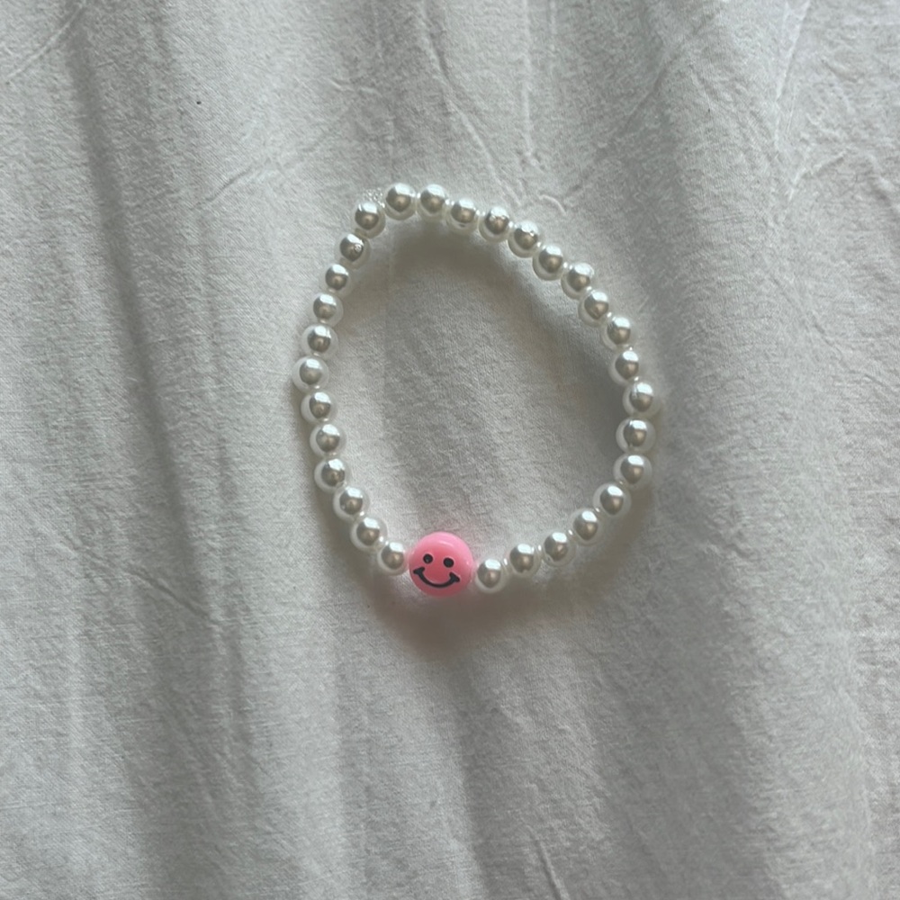 Fancy A Pearl Bracelet